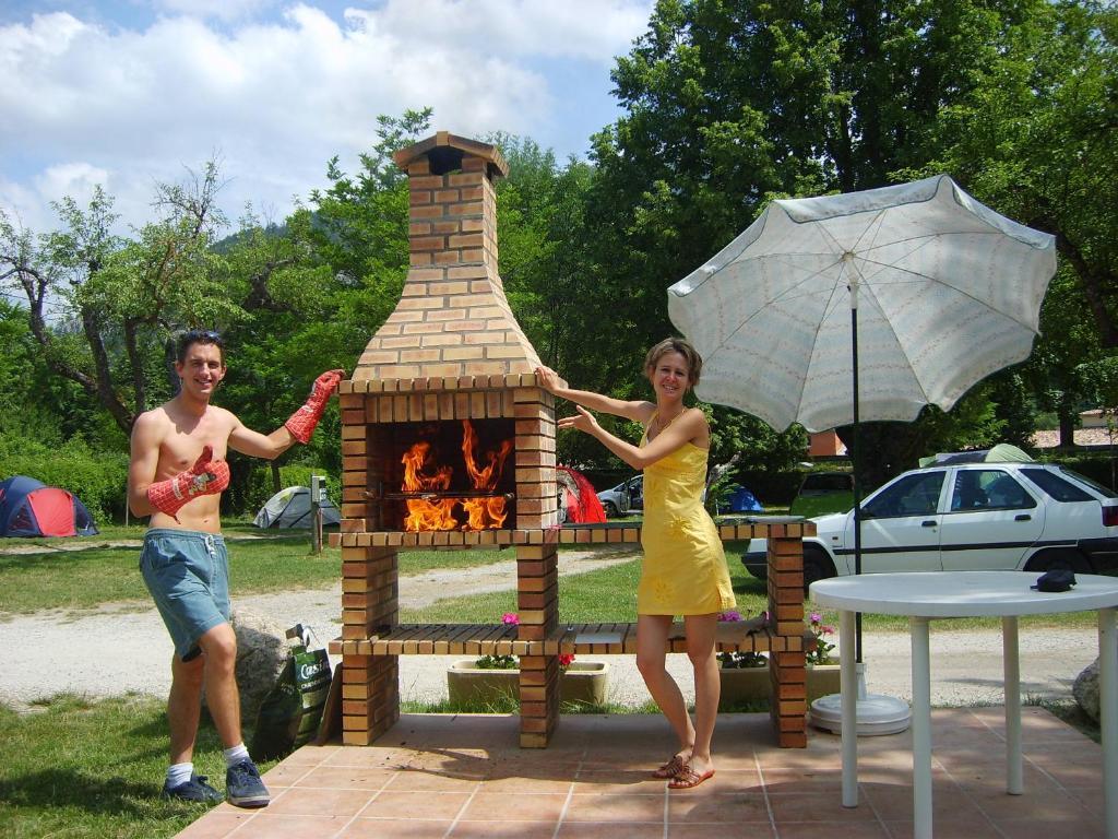 Camping Notre Dame Castellane Ruang foto